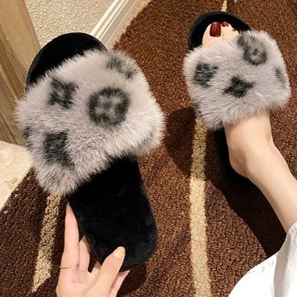 Faux Fur Slippers - Picture 2 of 2